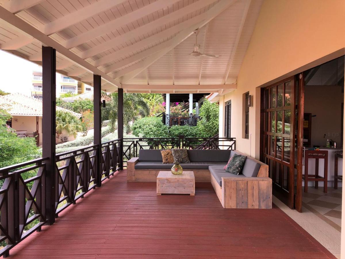 Villa At The Beach, Blue Bay Golf & Beach Resort Exterior photo