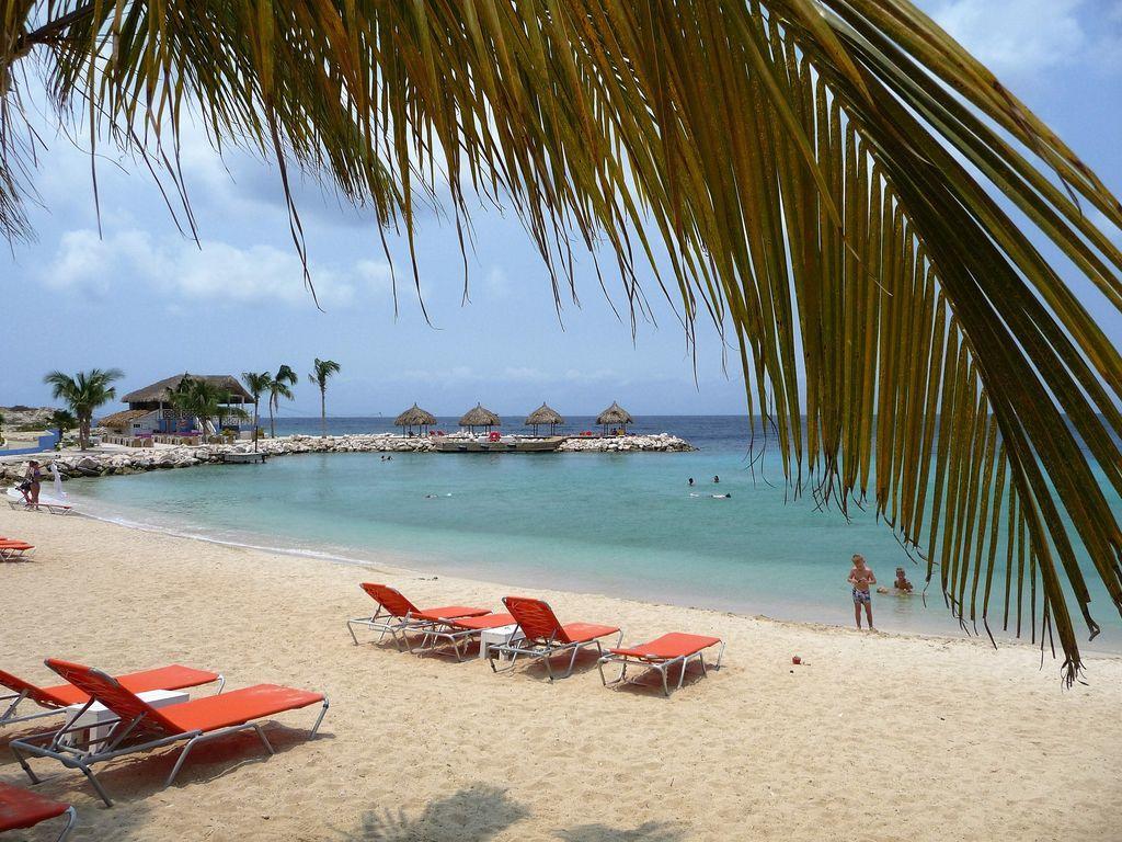 Villa At The Beach, Blue Bay Golf & Beach Resort Exterior photo